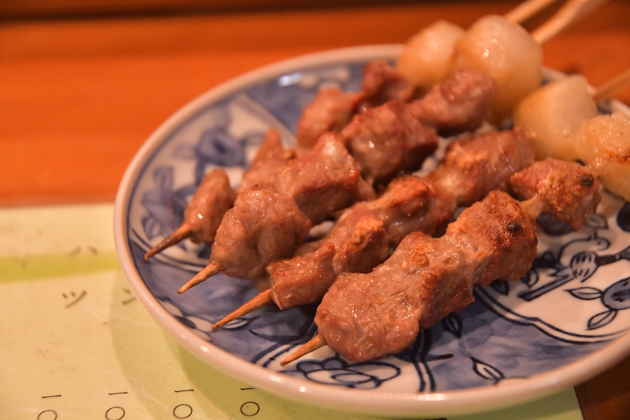 居酒屋の焼き鳥　もも