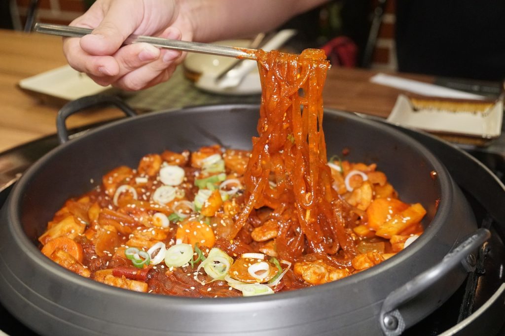 韓国好きが韓国料理店や韓国カフェ、韓流ショップでバイトをするメリット